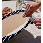 - Supla2li-7682-Gorsel4 - Realhomes  Realhomes Beyaz Zeminli Renkli Yengeç Desenli Dijital Baskılı Modern 2'li Yuvarlak Servis Altlığı - Supla Realhomes