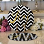 Realhomes Beyaz Zemin Üzerinde Gold Detaylı Siyah Zigzag Modern 2'li Yuvarlak Servis Altlığı - Supla Realhomes