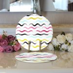 - Supla2li-7804-Gorsel3 - Realhomes Realhomes Beyaz Zemin Üzerinde Renkli Modern Zigzag Desenli Modern 2'li Yuvarlak Servis Altlığı - Supla Realhomes