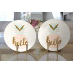 Realhomes Renkli Zemin Üzerinde Gold Detaylı Hello Yazılı Modern 2'li Yuvarlak Servis Altlığı - Supla Realhomes