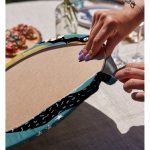 - Supla2li-7860-Gorsel4 - Realhomes Realhomes Siyah Zeminli Renkli Modern Desenli Dijital Baskılı Modern 2'li Yuvarlak Servis Altlığı - Supla Realhomes