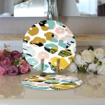 Realhomes Beyaz Zemin Üzerinde Renkli Çizimli Geometrik Desen 2'li Yuvarlak Servis Altlığı - Supla Realhomes