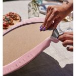 Realhomes Pastel Zeminli Geometrik Desenli Dijital Baskılı Modern 2'li Yuvarlak Servis Altlığı - Supla Realhomes