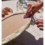 - Supla2li-8084-Gorsel4 - Realhomes Realhomes Renkli Zeminli Deniz Kabuğu Desenli Dijital Baskılı Modern 2'li Yuvarlak Servis Altlığı - Supla Realhomes