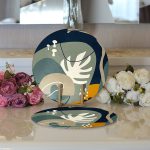 Realhomes Renkli Zemin Üzerinde Yaprak Desenli Dijital Baskılı Modern 2'li Yuvarlak Servis Altlığı - Supla Realhomes