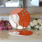 - Supla2li-8116-Gorsel3 - Realhomes  Realhomes Pastel Zemin Üzerinde Yaprak Desenli Dijital Baskılı Modern 2'li Yuvarlak Servis Altlığı - Supla Realhomes