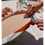 - Supla2li-8116-Gorsel4 - Realhomes  Realhomes Pastel Zemin Üzerinde Yaprak Desenli Dijital Baskılı Modern 2'li Yuvarlak Servis Altlığı - Supla Realhomes