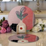 - Supla2li-8139-Gorsel1 - Realhomes Realhomes Pastel Zemin Üzerinde Yaprak Desenli Dijital Baskılı Modern 2'li Yuvarlak Servis Altlığı - Supla Realhomes