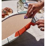 - Supla2li-8158-Gorsel4 - Realhomes Realhomes Beyaz Zeminli Geometrik Desenli Dijital Baskılı Modern 2'li Yuvarlak Servis Altlığı - Supla Realhomes