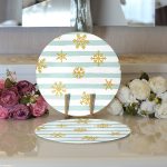 - Supla2li-8208-Gorsel3 - Realhomes Realhomes Beyaz Zemin Üzerinde Renkli Çizgili Gold Detaylı Kartanesi Desenli 2'li Yuvarlak Servis Altlığı - Supla Realhomes