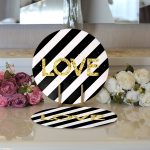 - Supla2li-8212-Gorsel3 - Realhomes Realhomes Beyaz Zemin Üzerinde Siyah Yatay Çizgili Gold Renkli Love Yazılı 2'li Yuvarlak Servis Altlığı - Supla Realhomes