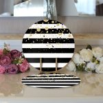 Realhomes Beyaz Zemin Üzerinde Siyah Çizgili Gold Detaylı Modern 2'li Yuvarlak Servis Altlığı - Supla Realhomes