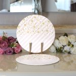 Realhomes Beyaz Zeminli Pembe Yatay Çizgili Gold Detaylı Yıldız Desenli 2'li Yuvarlak Servis Altlığı - Supla Realhomes