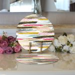 - Supla2li-8254-Gorsel3 - Realhomes Realhomes Beyaz Zemin Üzerinde Renkli Yatay Çizgili 2'li Yuvarlak Servis Altlığı - Supla Realhomes