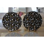 - Supla2li-8297-Gorsel2 - Realhomes Realhomes Siyah Zemin Üzerinde Gold Detaylı Beyaz Yıldız Desenli 2'li Yuvarlak Servis Altlığı - Supla Realhomes