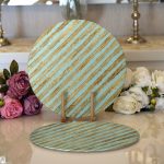 Realhomes Renkli Zemin Üzerinde Gold Detaylı Yatay Çizgili Modern 2'li Yuvarlak Servis Altlığı - Supla Realhomes