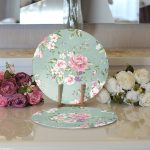 - Supla2li-8345-Gorsel3 - Realhomes Realhomes Renkli Zemin Üzerinde Gül Desenli Dijital Baskılı Modern 2'li Yuvarlak Servis Altlığı - Supla Realhomes