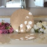 - Supla2li-8375-Gorsel3 - Realhomes  Realhomes Rengarenk Zemin Üzerinde Beyaz Çiçek Desenli 2'li Yuvarlak Servis Altlığı - Supla Realhomes