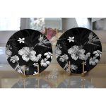 Realhomes Siyah Zeminli Beyaz Çiçek Desenli Dijital Baskılı Modern 2'li Yuvarlak Servis Altlığı - Supla Realhomes