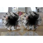 Realhomes Siyah Zemin Üzerinde Beyaz Yaprak Desenli 2'li Yuvarlak Servis Altlığı - Supla Realhomes