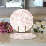 - Supla2li-8448-Gorsel3 - Realhomes Realhomes Pastel Zeminli Beyaz Yaprak Desenli Dijital Baskılı Modern 2'li Yuvarlak Servis Altlığı - Supla Realhomes