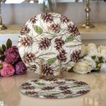 - Supla2li-8456-Gorsel1 - Realhomes Realhomes Beyaz Zemin Üzerinde Kozalak Desenli Dijital Baskılı Modern 2'li Yuvarlak Servis Altlığı - Supla Realhomes