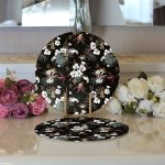 - Supla2li-8510-Gorsel3 - Realhomes Realhomes Siyah Zeminli Beyaz Çiçek Desenli Dijital Baskılı Modern 2'li Yuvarlak Servis Altlığı - Supla Realhomes