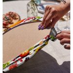 - Supla2li-8526-Gorsel4 - Realhomes  Realhomes Beyaz Zemin Üzerinde Siyah Çizgili Bal Kabağı Desenli 2'li Yuvarlak Servis Altlığı - Supla Realhomes