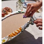 Realhomes Beyaz Zeminli Bal Kabağı Desenli Dijital Baskılı Modern 2'li Yuvarlak Servis Altlığı - Supla Realhomes