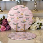 - Supla2li-8557-Gorsel1 - Realhomes Realhomes Renkli Zemin Üzerinde Kartane Desenli Yaprak Motifli 2'li Yuvarlak Servis Altlığı - Supla Realhomes