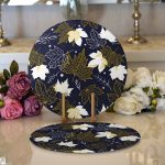 Realhomes Renkli Zemin Üzerinde Gold Detaylı Yaprak Desenli Modern 2'li Yuvarlak Servis Altlığı - Supla Realhomes