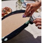 Realhomes Pastel Zeminli Rengarenk Çiçek Desenli Dijital Baskılı Modern 2'li Yuvarlak Servis Altlığı - Supla Realhomes