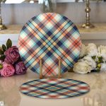 Realhomes Renkli Zemin Üzerinde Pastel Renkli Ekose Desenli Modern 2'li Yuvarlak Servis Altlığı - Supla Realhomes