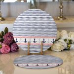 - Supla2li-8789-Gorsel1 - Realhomes Realhomes Beyaz Zemin Üzerinde Renkli Çizgili Çapa Desenli Modern 2'li Yuvarlak Servis Altlığı - Supla Realhomes