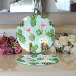 - Supla2li-8882-Gorsel3 - Realhomes Realhomes Renkli Zemin Üzerinde Kaktüs Desenli Dijital Baskılı Modern 2'li Yuvarlak Servis Altlığı - Supla Realhomes