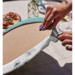 - Supla2li-8890-Gorsel4 - Realhomes Realhomes Renkli Geometrik Desenli Mermer Motifli Dijital Baskılı Modern 2'li Yuvarlak Servis Altlığı - Supla Realhomes