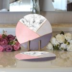 - Supla2li-8895-Gorsel3 - Realhomes Realhomes Renkli Geometrik Desenli Mermer Motifli Dijital Baskılı Modern 2'li Yuvarlak Servis Altlığı - Supla Realhomes