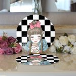 Realhomes Dama Zeminli Kahve İçen Kız Motifli Modern 2'li Yuvarlak Servis Altlığı - Supla Realhomes