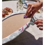 - Supla2li-943-Gorsel4 - Realhomes Realhomes Gri Zigzag Zeminde Flamingolar Temalı Modern 2'li Yuvarlak Servis Altlığı - Supla Realhomes