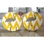 - Supla2li-sarigrizigfla-Gorsel2 - Realhomes  Realhomes Sarı Gri Zigzaglar ve Flamingo Desenli Modern 2'li Yuvarlak Servis Altlığı - Supla Realhomes