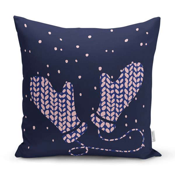 - Rh-K10111-Gorsel1 - Realhomes  Kar Zeminli Geyik & Çam Ağacı Tasarımlı Dijital Baskılı Dekoratif Yastık Kırlent Kılıfı Realhomes