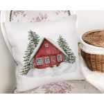 - Rh-K10120-Gorsel2 - Realhomes  Karlı Ev & Çam Ağacı Tasarımlı Dijital Baskılı Modern Yastık Kırlent Kılıfı Realhomes