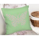 Yeşil Zemin Papatyadan Kelebek Tasarımlı Dijital Baskılı Modern Yastık Kırlent Kılıfı Realhomes