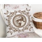 Çiçek Çerçeveli Portre Desenli Dijital Baskılı Dekoratif Yastık Kırlent Kılıfı Realhomes