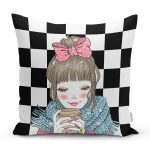 Dama Zeminli Kahve İçen Kız Motifli  Dijital Baskılı Dekoratif Yastık Kırlent Kılıfı Realhomes