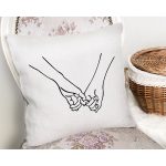 Özel Tasarım Sevgili Elleri Dijital Baskılı Dekoratif Yastık Kırlent Kılıfı Realhomes