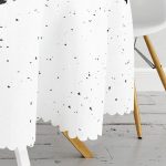 - MasaYuv-10010-Gorsel3 - Realhomes  Siyah Beyaz Geyikli Mery Christmas Motifli Dijital Baskılı Modern Yuvarlak Masa Örtüsü - Çap 140cm Realhomes