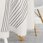 - MasaYuv-10306-Gorsel3 - Realhomes  Soyut Tarzda Onedraw Çizimli Dijital Baskılı Yuvarlak Masa Örtüsü - Çap 140cm Realhomes