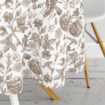 Karakalem Çiçek Desenli Dijital Baskılı Modern Yuvarlak Masa Örtüsü - Çap 140cm Realhomes