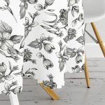 - MasaYuv-10424-Gorsel3 - Realhomes  Karakalem Çiçek & Portre Desenli Dijital Baskılı Yuvarlak Masa Örtüsü - Çap 140cm Realhomes